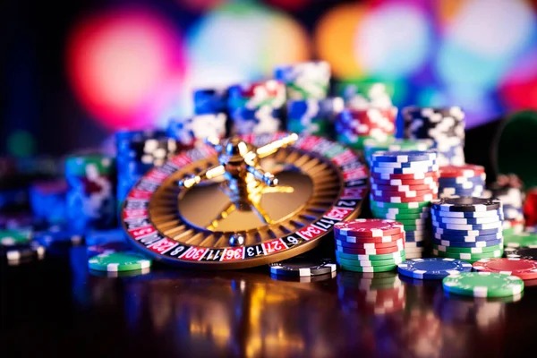 brim live baccarat table with professional dealer dealing cards