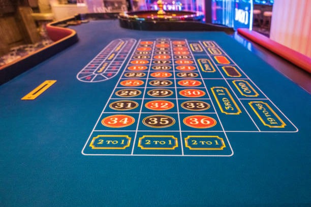 Payout calculation display on brim baccarat live table