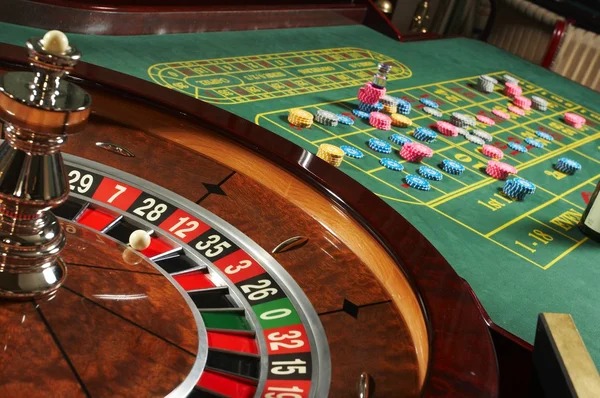 Sic Bo Dadu betting layout on brim table